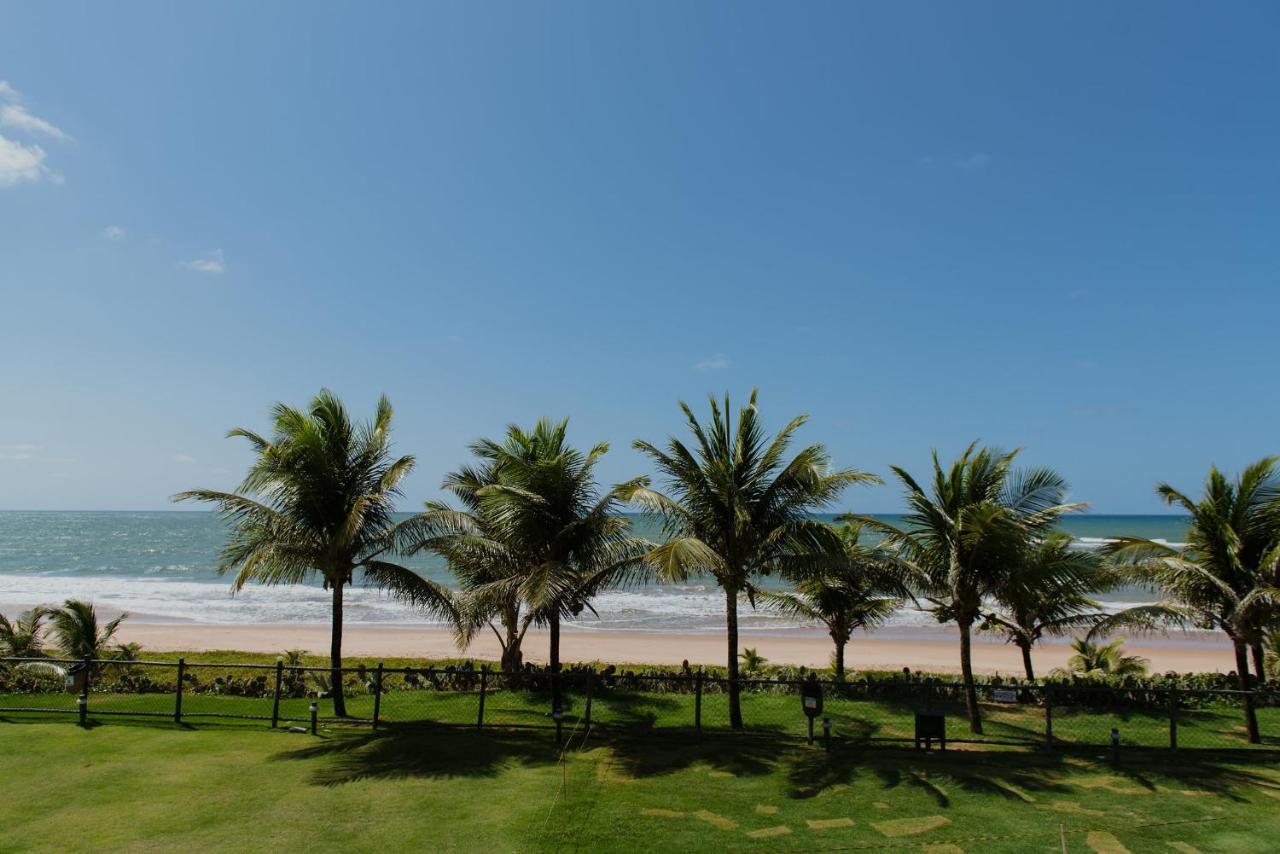 Flat Guarajuba Beira Da Praia Pe Na Areia Buitenkant foto